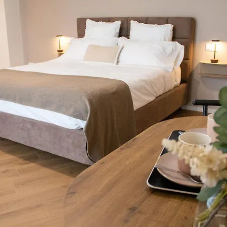 Fara Rooms - Quiet & Elegant Home In Bari *