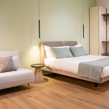 Fara Rooms - Quiet & Elegant Home In Bari