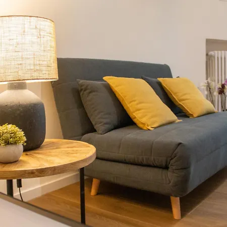 Fara Rooms - Quiet & Elegant Home In Bari アパート