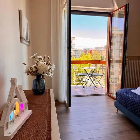Fara Rooms - Quiet & Elegant Home In Bari アパート
