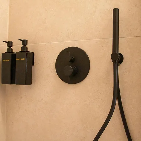 アパート Fara Rooms - Quiet & Elegant Home In Bari